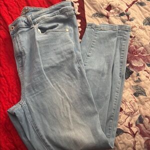 Women's Light Blue Jeans